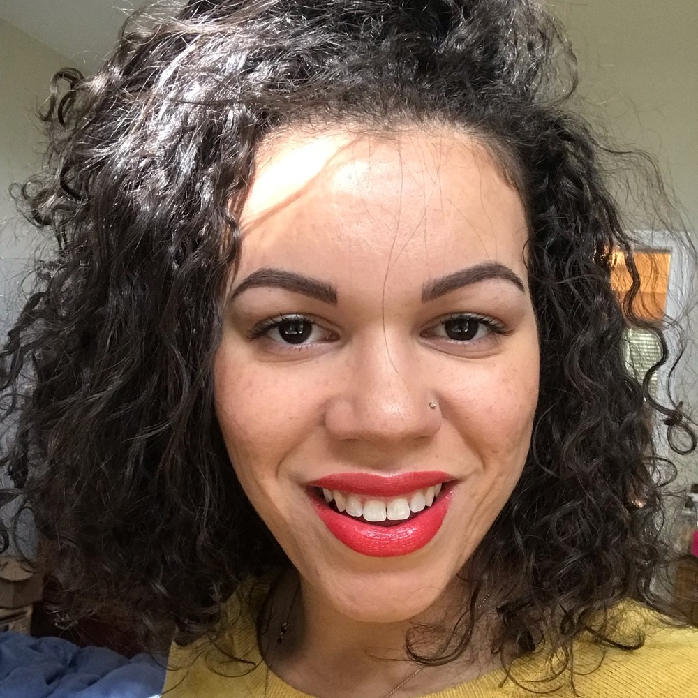 Meet your Posher, Danielle